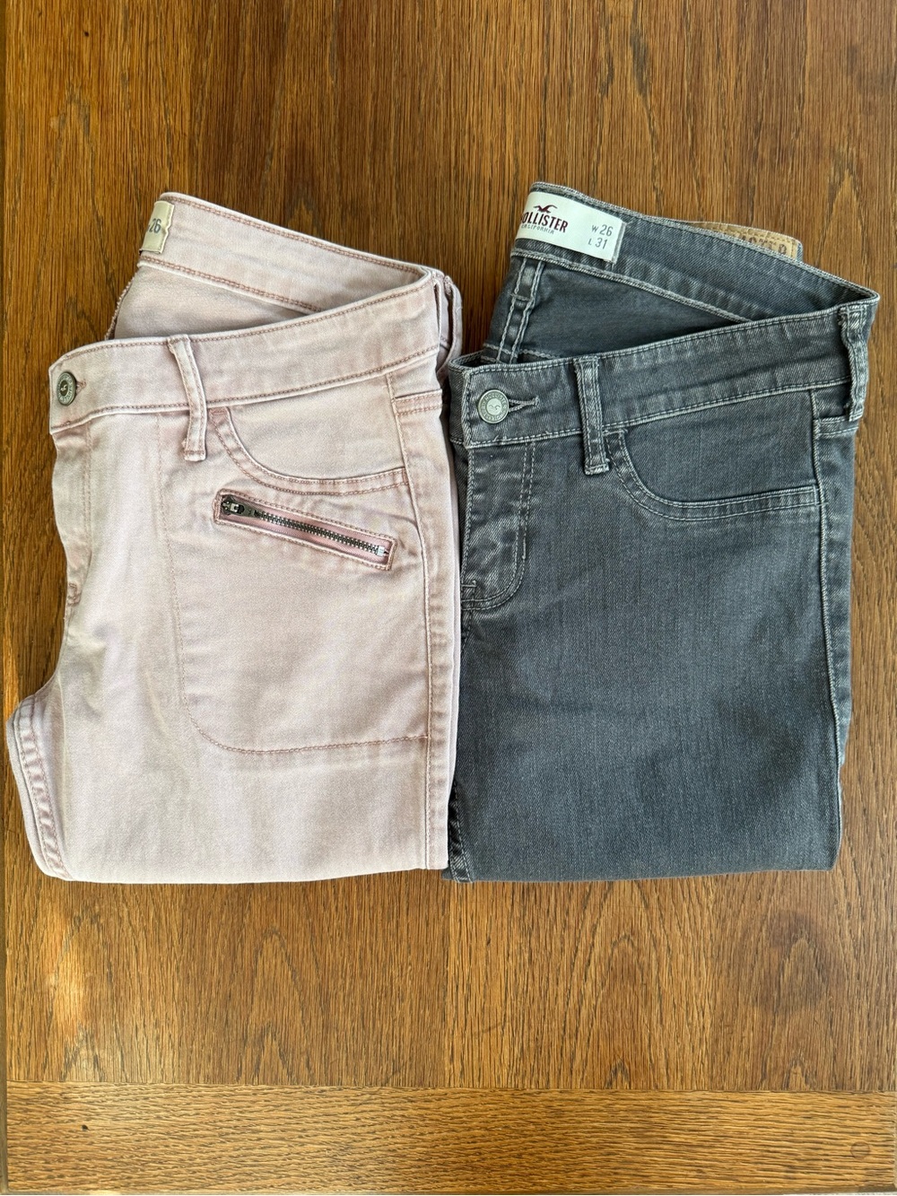 Hollister Women's Low Rise Skinny Jeans in Light Pink and Gray